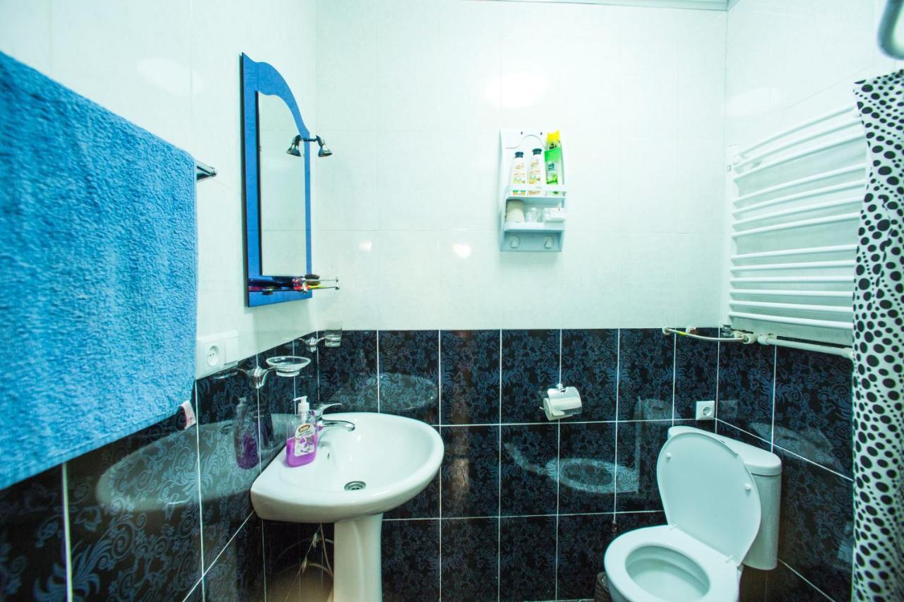 Nikas Apartment Тбілісі Екстер'єр фото