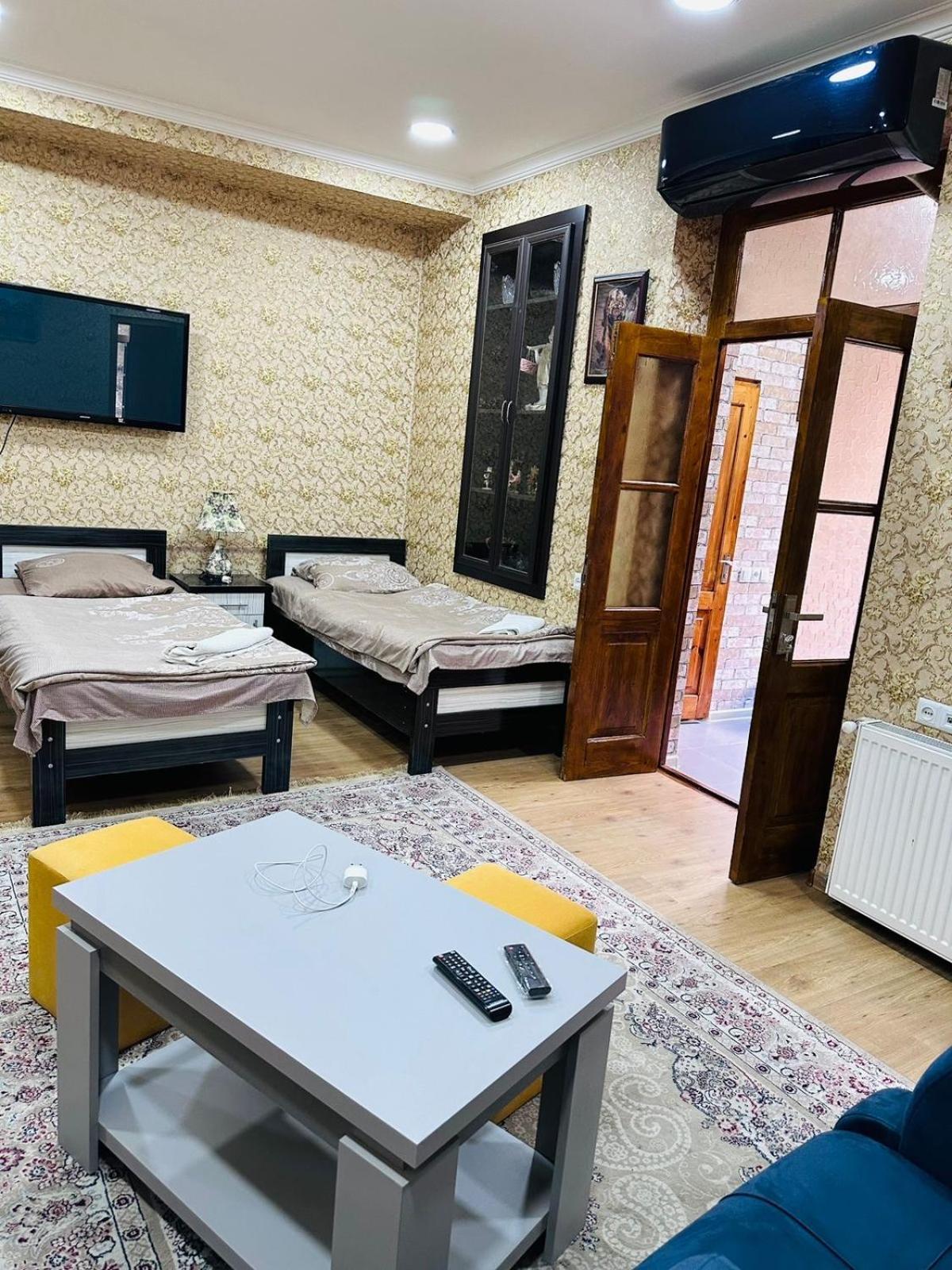 Nikas Apartment Тбілісі Екстер'єр фото