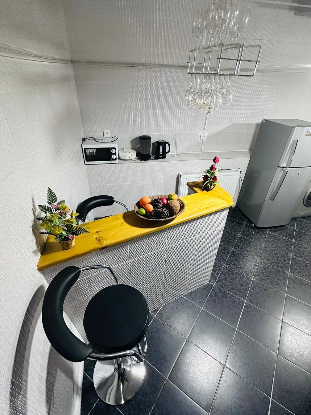 Nikas Apartment Тбілісі Екстер'єр фото