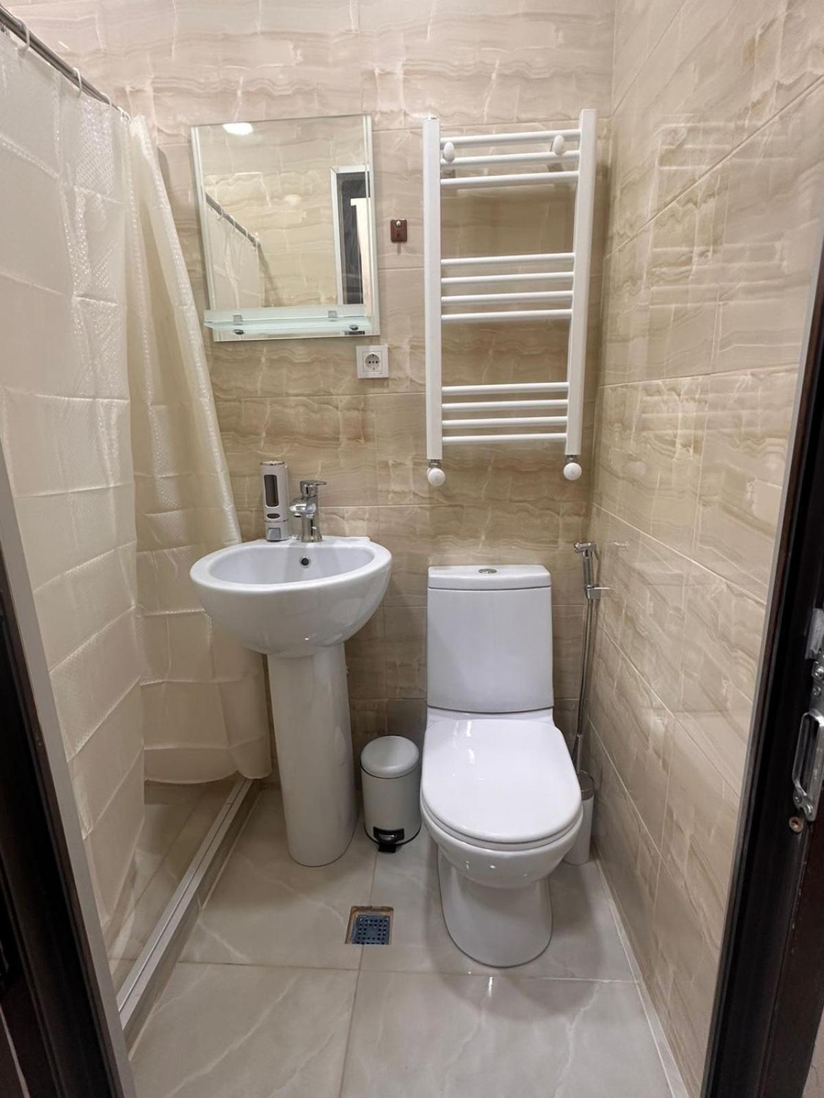 Nikas Apartment Тбілісі Екстер'єр фото