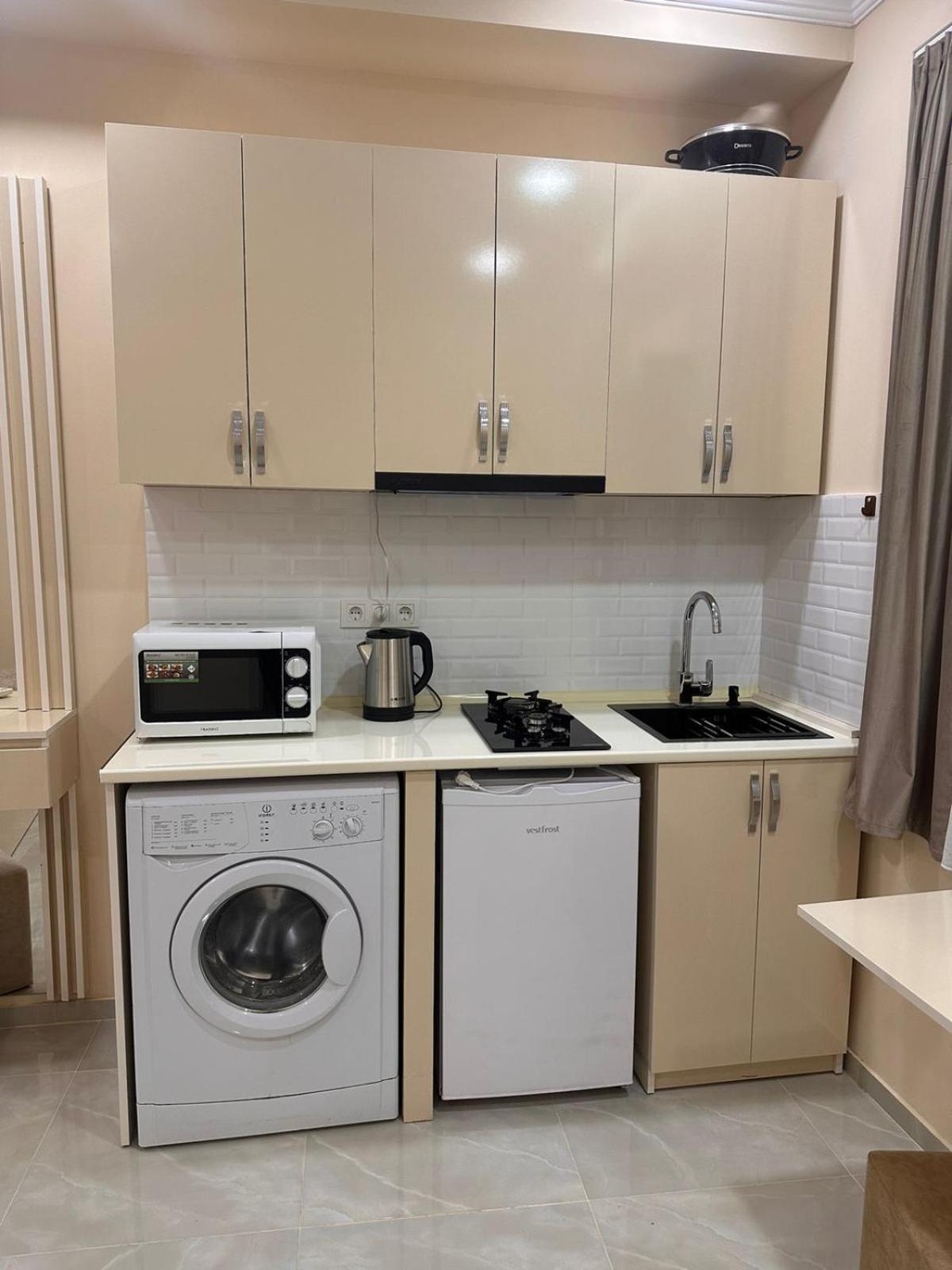 Nikas Apartment Тбілісі Екстер'єр фото